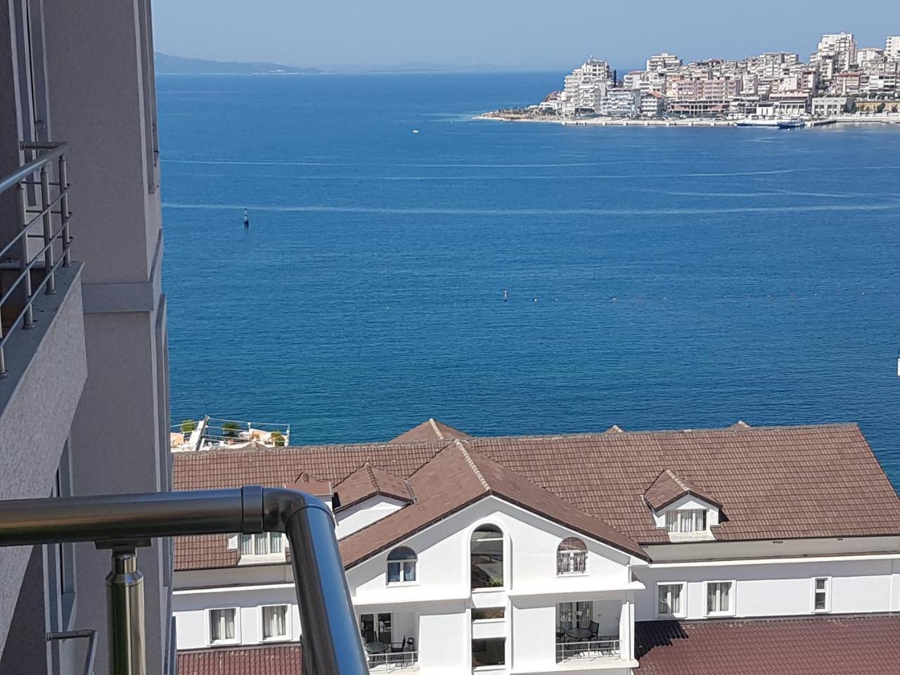 Luxury Seafront Apartments Sarandë Exterior foto