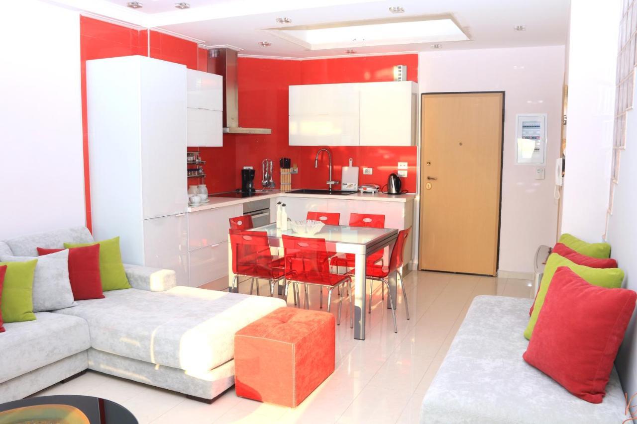 Luxury Seafront Apartments Sarandë Exterior foto