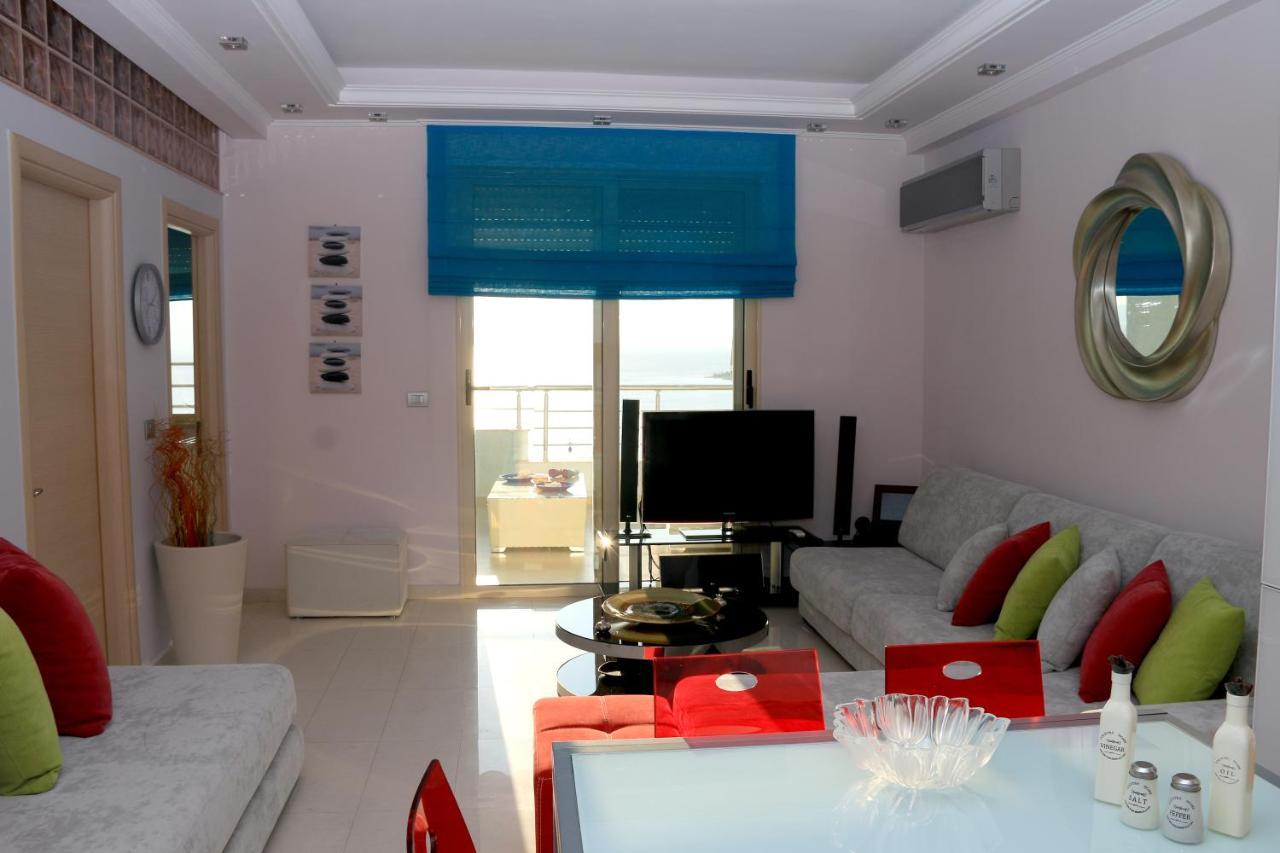 Luxury Seafront Apartments Sarandë Exterior foto